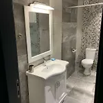 Hotel Konak モムチルグラト