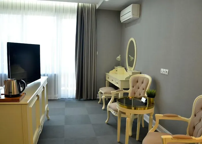 Hotel Konak Otel Momchilgrad