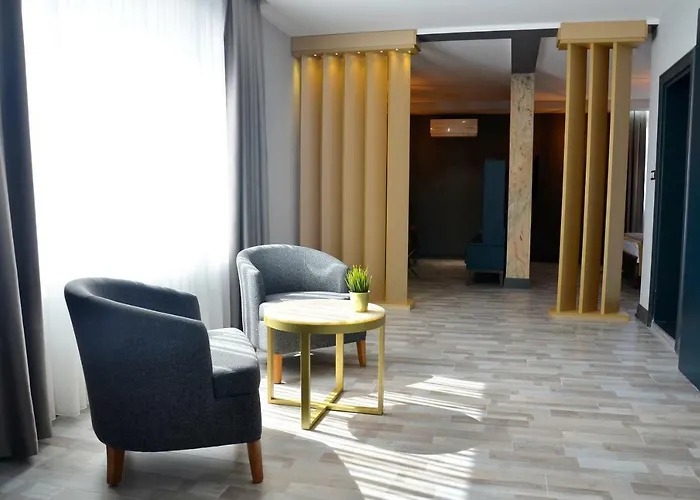 Hotel Konak Otel Momchilgrad