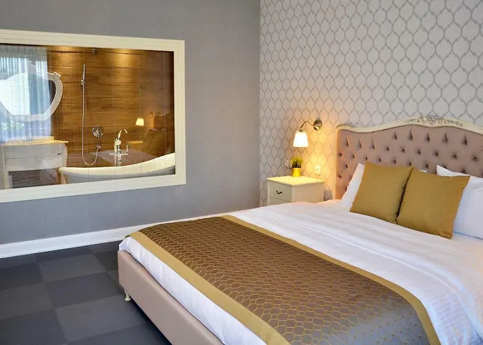 Hotel Konak Otel Momchilgrad